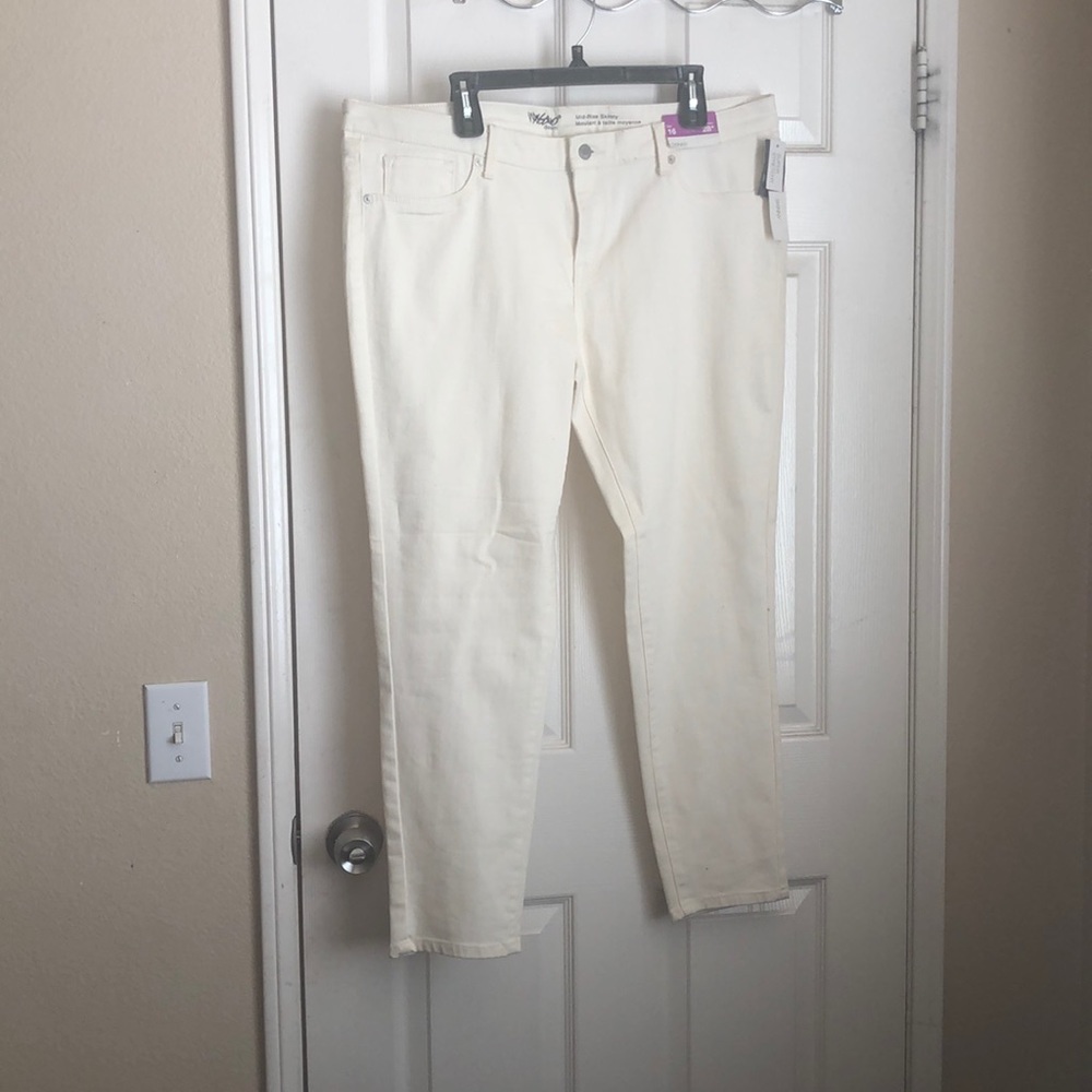 Mossimo denim stretchy skinny jeans size 16